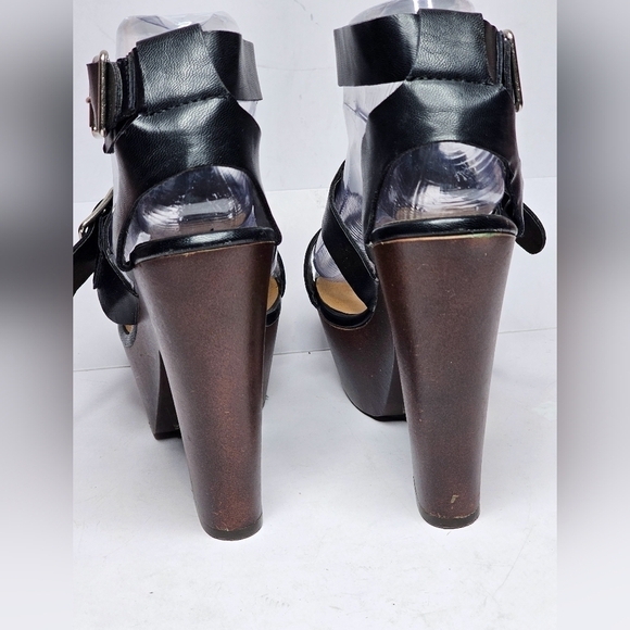 Breckelle's Open Toe Strappy Platform Sandals, Women's Size 7.5 - Picture 4 of 9